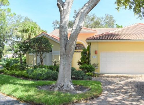 15218 Storrington Pl, Naples, FL 34110-7654