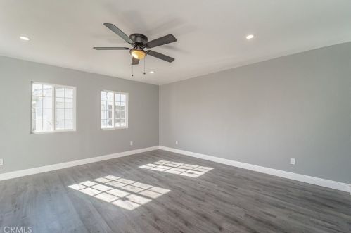 340 Elm St, Compton CA  90220-2113 exterior