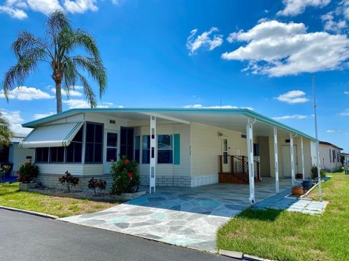 2123 Manoa Dr, Tarpon Springs, FL 34691-3617