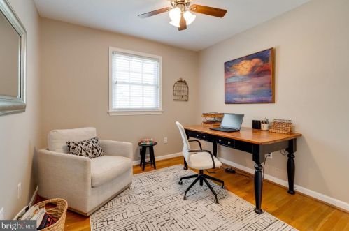 6614 Huntsman Blvd, Springfield VA 22152-2621 exterior