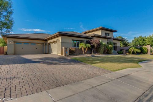 2180 Aris Dr, Gilbert, AZ 85298-1204