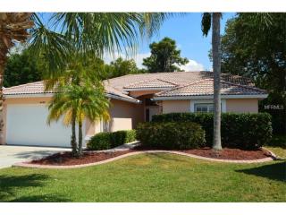 4422 Beauchamp Ct, Sarasota, FL 34243-2684