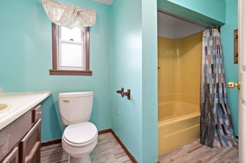 3322 Spring Garden Rd, Pittsburgh PA  15212-1254 exterior