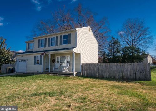 813 Gwynn Ct, Bear, DE 19701-3013