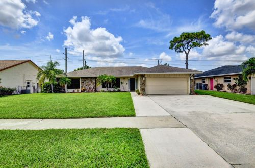 4410 Brandywine Dr, Boca Raton FL  33487-2278 exterior