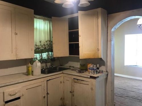 3805 Cornelia St, Greenville TX  75401-5001 exterior