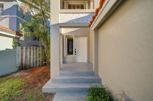 13881 103rd Ln, Miami, FL 33186-6883