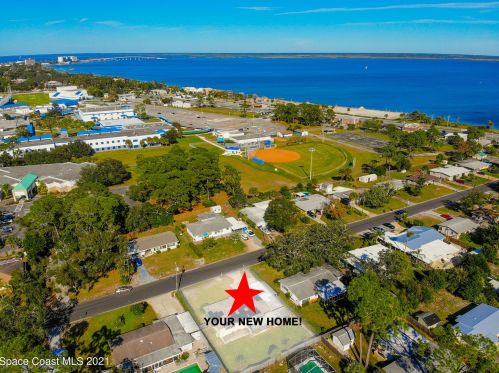 169 Park Ln, Titusville, FL 32780-4706