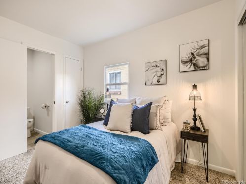 4745 Logan St, Englewood CO 80113-6841 exterior