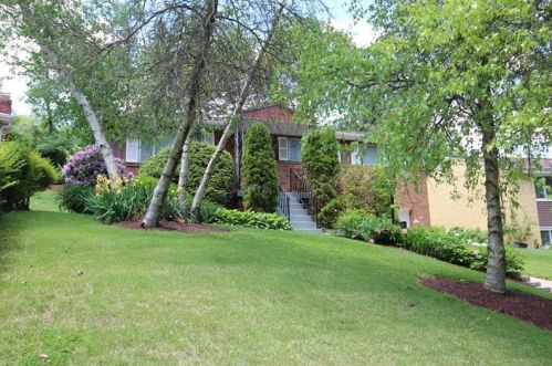 1756 Chessland St, Pittsburgh, PA 15205-3923