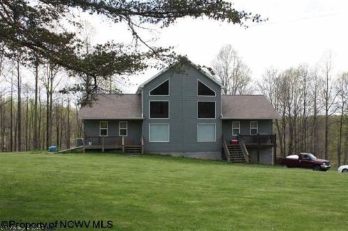 744 Poe Rd, Hodgesville, WV 26201-6852