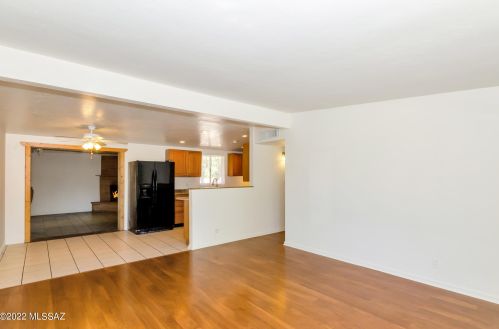 6741 Calle Herculo, Tucson, AZ 85710-5623