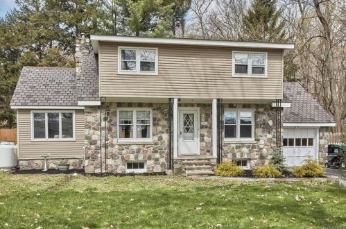 265 Jersey Ave, Greenwood Lake, NY 10925-4129