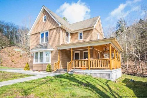 74 Greenfield Rd, Ellenville, NY 12428-5424