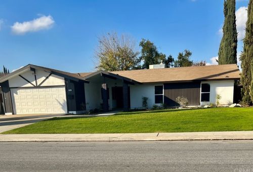 6004 Hesketh Dr, Bakersfield, CA 93309-1429