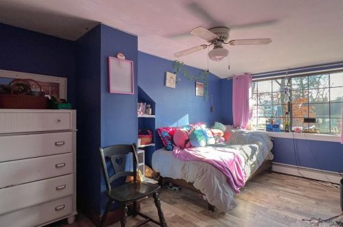 82 Chambers St, Manchester CT  06042-2912 exterior