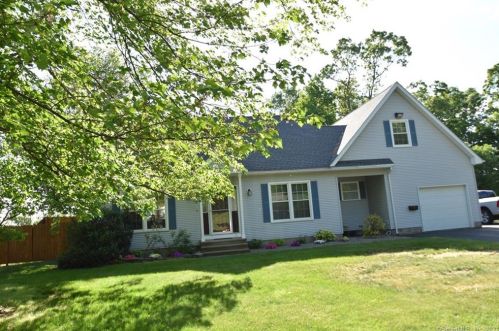 3 Westview Ter, Ellington, CT 06029-4153
