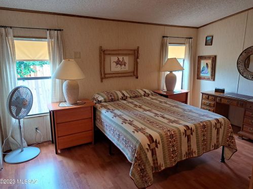 5518 Box R St, Tucson AZ  85713-6328 exterior