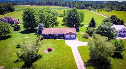 746 Perry Hwy, Harmony, PA 16037-8714
