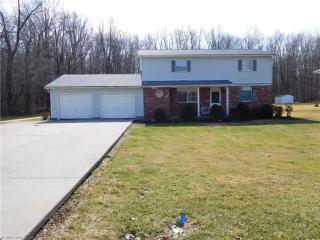 5000 Maple St, Vienna, OH 44473-9632