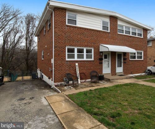 138 Crum Creek Dr, Woodlyn, PA 19094-1907