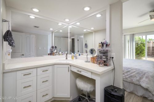 7701 Cypress St, Scottsdale AZ 85257-2855 exterior