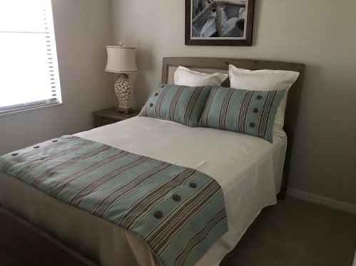 1403 Oceania Dr, Naples, FL 34113