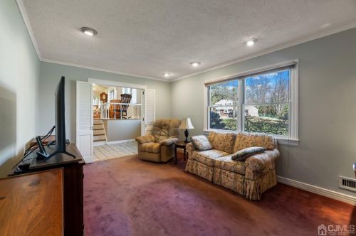 2 Perry Rd, East Brunswick NJ  08816-1324 exterior