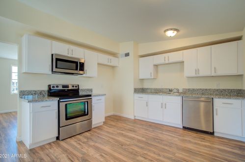 11429 113 Dr, Youngtown AZ  85363-1311 exterior