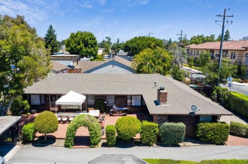 42 Oakwood Dr, Redwood City, CA 94061-3928