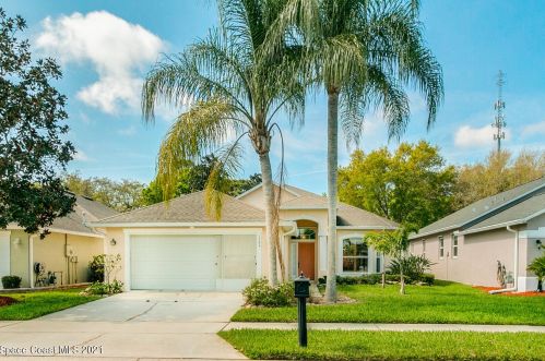 1784 Ficus Point Dr, Melbourne, FL 32940-1538