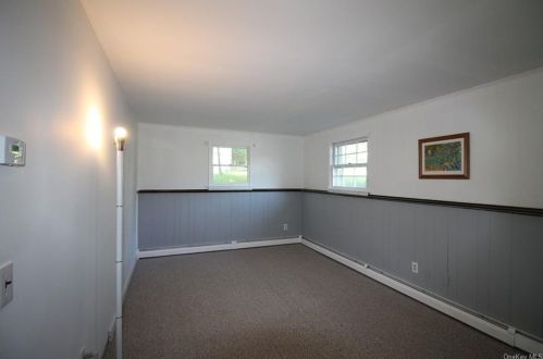 73 Mandalay Dr, Poughkeepsie NY 12603-2639 exterior