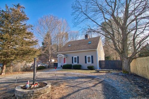 38 Riverside Ave, Terryville, CT 06786-6501
