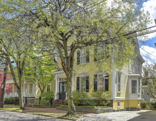 151 Power St, Providence, RI 02906-2024