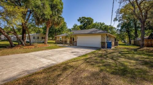 2469 Dartmouth Rd, Deland, FL 32724-8408