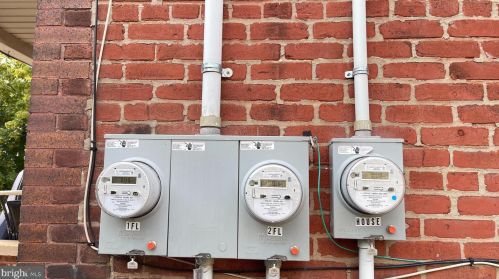 954 Lamberton St, Trenton NJ 08611-3412 exterior