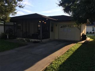1469 Kruppa Ave, Sarasota, FL 34239-7341