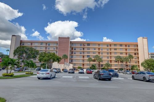 14527 Bonaire Blvd, Delray Beach FL  33446-1745 exterior