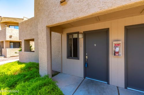 1745 Glenn St, Tucson, AZ 85719-2740