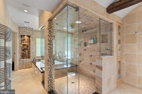 1485 Fairmont Dr, Harrisburg PA  17111 exterior