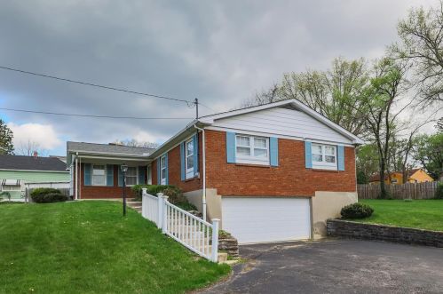 3831 Dunloe Ave, Cincinnati, OH 45213-2301
