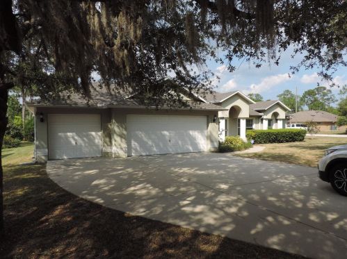 1499 Humphrey Blvd, Deltona, FL 32738-5218