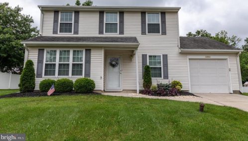 500 Anne Ln, Fairless Hills, PA 19030-3802
