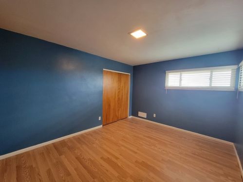 425 Beckman Dr, Mckeesport PA  15132-7410 exterior