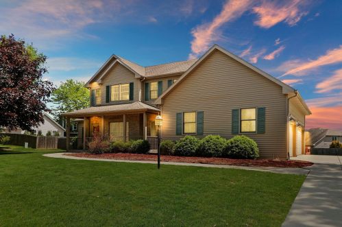 8393 60th Ave, Kenosha, WI 53142-4707