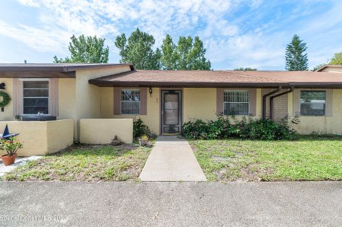 853 Dow Ln, Titusville, FL 32780-6970