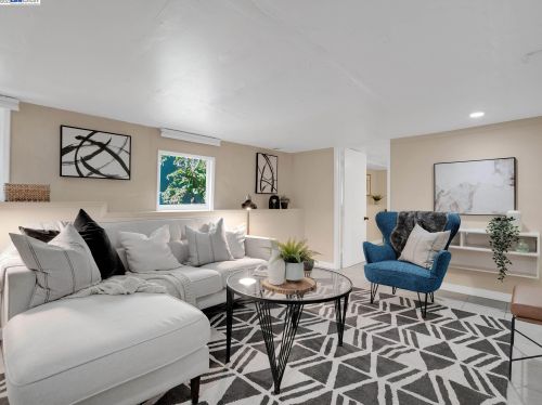 807 46th St, Oakland CA 94608-3418 exterior