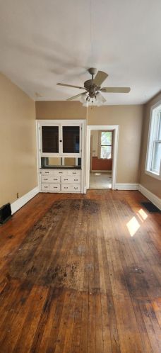 1110 18 St, Milwaukee WI 53233-1131 exterior