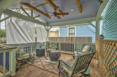 2612 Avenue, Galveston TX 77550-4357 exterior