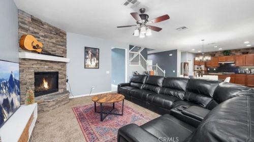 41062 Crimson Pillar Ln, Lake Elsinore CA  92532-1550 exterior